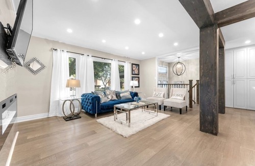 Richview House | Luxury cottage like home with 6 bedrooms