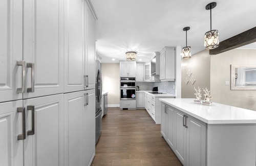 Richview House | Luxury cottage like home with 6 bedrooms