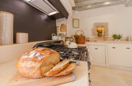 Vouilly Cottage | Luxury Cottage, Outdoor Nordic Hot Tub and Sauna, D-Day Beaches 15 km