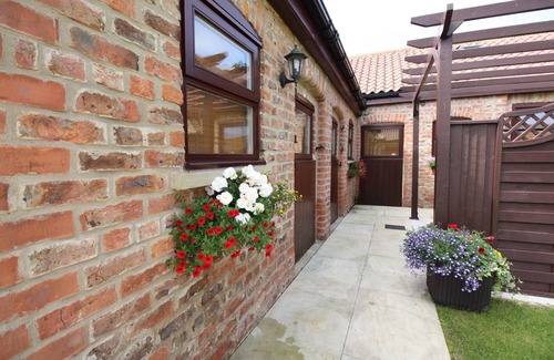Thirsk Cottage | Luxury Cottage with hot tub in Balk, Thirsk, North Yorkshire.