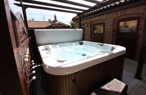 Thirsk Cottage | Luxury Cottage with hot tub in Balk, Thirsk, North Yorkshire.