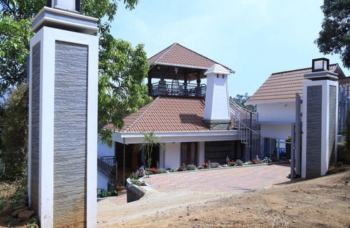 Anachal Villa | Luxury cottages with beautiful mountain view