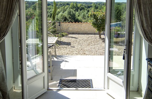 Saint-Severin Cottage | Luxury couples gite near Aubeterre Sur Dronne, South West France