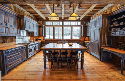 Londonderry House | Luxury Custom Built Post and Beam