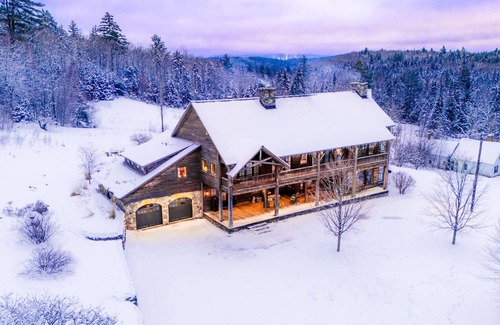 Londonderry House | Luxury Custom Built Post and Beam