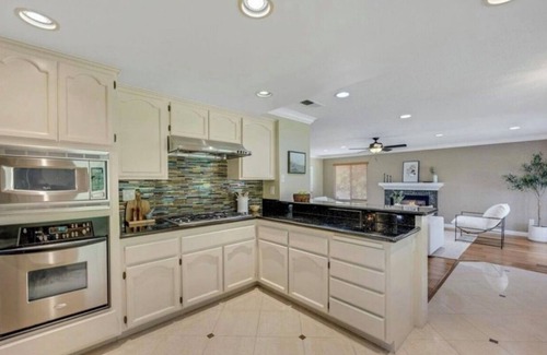 Mount Wilson House | Luxury Custom Design House with View Los Angeles, close to Orange County, Disney