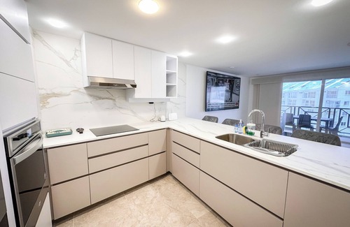 Punta Hansa Apartment | Luxury Downtown Penthouse