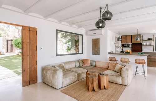 Cala Vadella Villa | Luxury 5 bed Villa with Heated Pool and Stunning Sea Views - 5min walk to Beach