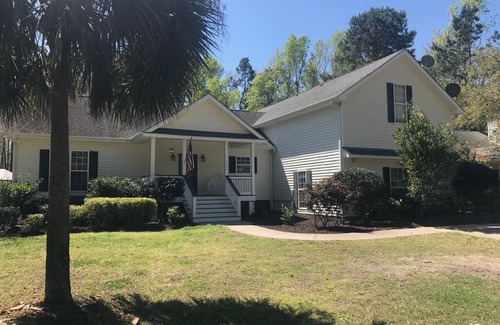 Dale House | Luxury Estate Living on five acres with a pool minutes from Downtown Beaufort
