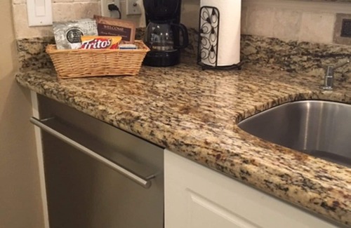 South Shore Harbour Condo | Luxury Executive Condo !