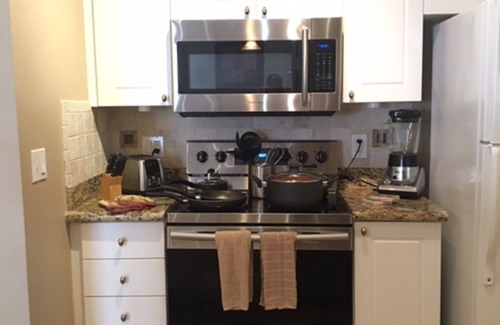 South Shore Harbour Condo | Luxury Executive Condo !