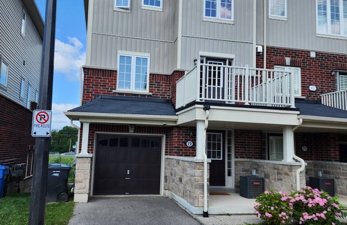 Guelph House | Luxury family friendly 3 bedroom home in Guelph