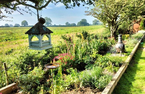 Norwich Cabin | Luxury Fishing Lodge - Fat Rascals Retreat