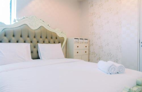 Pekayon Jaya Apartment | Luxury Furnished 2BR Grand Kamala Lagoon Apartment By Travelio