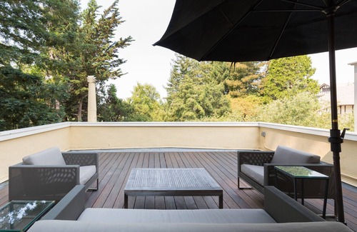 Claremont House | LUXURY GARDEN OASIS IN COVETED CLAREMONT NEIGHBORHOOD
