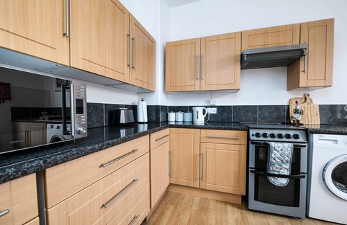 Grimsby Apartment | Luxury flat in central location