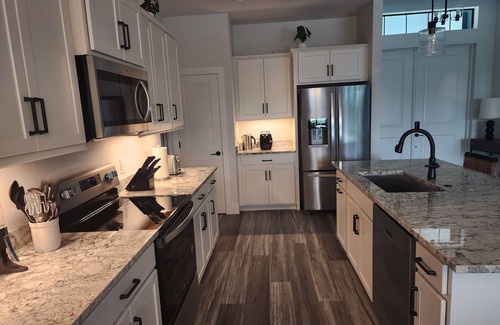 Pine Valley House | Luxury Golf Course Retreat with Heated Pool & Spa