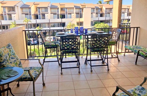 Kihei Condo | Luxury Golf Villa AC Ocean Views Walk to Beach & Trails