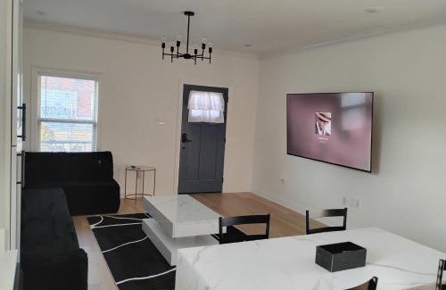 Seventh Ward House | Luxury Home Nola 3bed 2bath