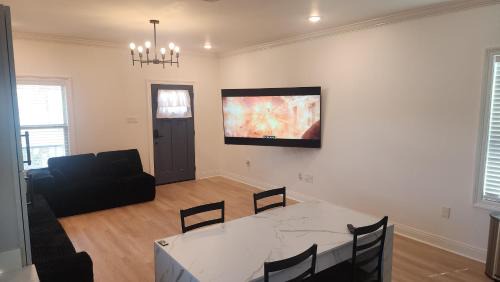 Seventh Ward House | Luxury Home Nola 3bed 2bath