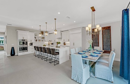 Sarasota House | Luxury Home/Ocean Views/Resort Style Pool w/Slide-Bike/Walk To Beach-St.Armands