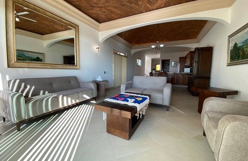 Ajijic House | Luxury Home with a Flair