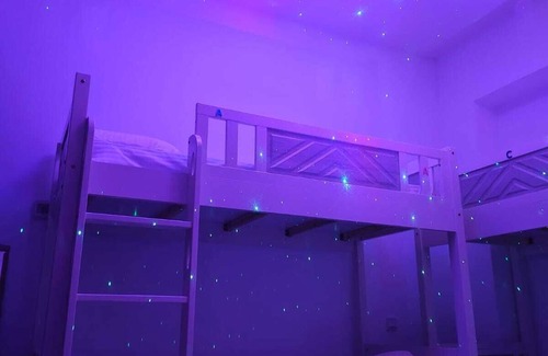 Dubai Marina Cabin | Luxury Hostel In Marina Beach