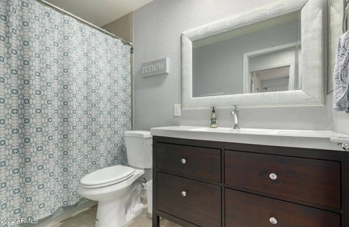 Val Vista Lakes House | Luxury House in ValVista Lakes