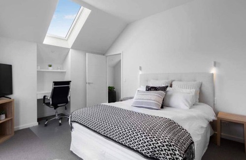 Jacks Point House | Luxury Jacks Point 3 Bedroom Ski home