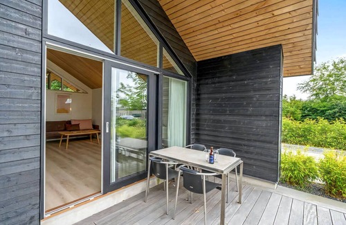 Sunds House | Luxury lake house with activities for all