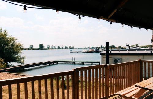 Municipality of West Maas en Waal Other | Luxury Lake Lodge