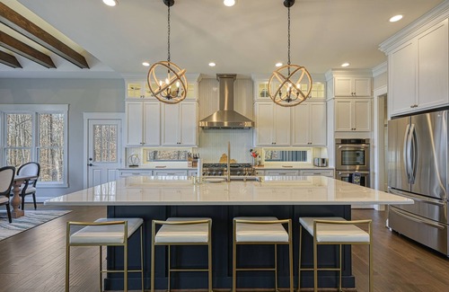 Bumpass House | Luxury LAKEFRONT 7Bdr/7.5Ba -Huge Boathouse in Quiet Cove-Public Side-Stunning
