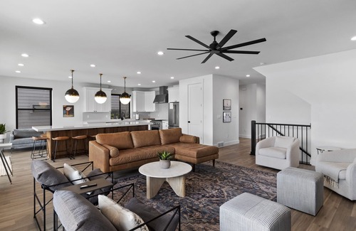 Ogden House | Luxury Lakefront Ski Home Close to 3 Epic Ski Resorts ⛷️
