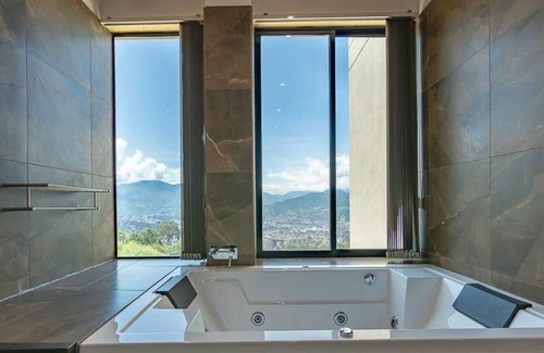 Envigado Villa | Luxury Large pool villa on Envigado