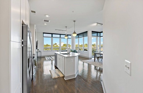 McLean Apartment | Luxury Living | Heart of Tysons | Spacious | Prime