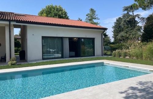 Bagnolo Villa | Luxury Loft Ai 2 lecci Relaxing oasis with pool