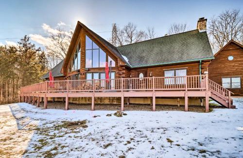 Hope House | Luxury Log Cabin with EV Charger and Mtn Views!