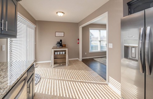 Smithville House | Luxury Meets Convenience * Four Beds, Three Full Baths*