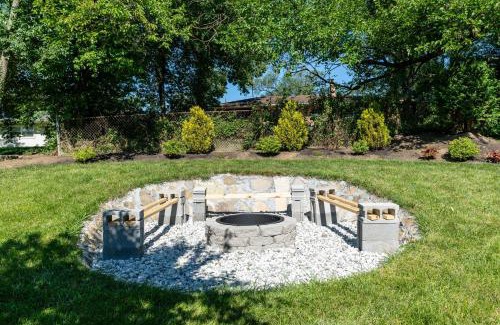 Parkdale Villa | Luxury Midterm Rental for Families, Medical and Corporate Professionals Cincy