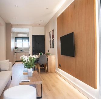 Kinosargous Apartment | Luxury Modern Apt near Acropolis