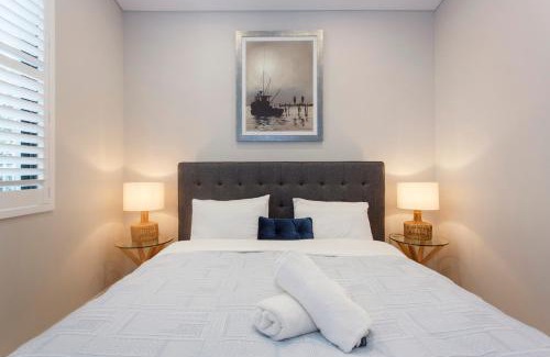 South Fremantle Apartment | Luxury Modern Escapia