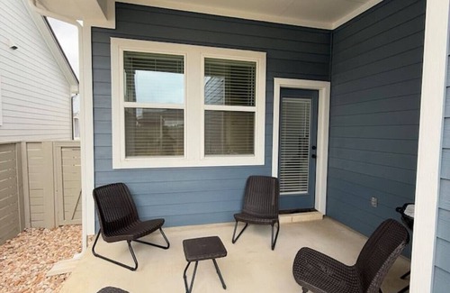 Bastrop House | “Luxury Modern Stay in Bastrop”