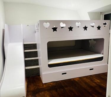 Charlton Apartment | Luxury Morden 4 bedroom Flats which will make you unforgettable