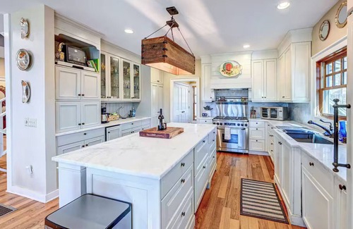 Cashiers House | Luxury Mountain Home: Golf, HotTub, Mountains, Lake, and Trillium Club amenities