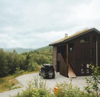 Møre og Romsdal Apartment | Luxury Nordic Suite with Private Sauna and Panoramic Mountain Views