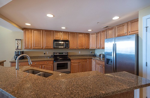 Ocean City Condo | Luxury ocean front unit on 6th St & Boardwalk. Available Ocean & Country Calling