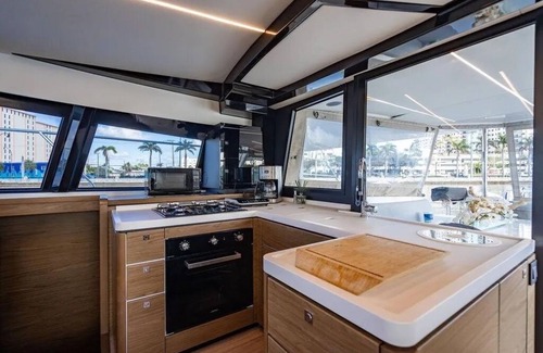 Key West Boat Rental | Luxury on the Sea! 47' Motor Yacht in Beautiful Marina!