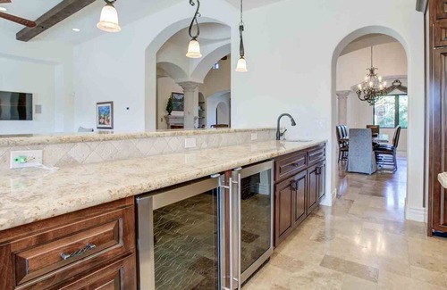 Paradise Del Este House | Luxury Paradise Valley Retreat with Splash Pad, Firepit & Sports Court