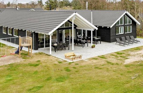 Blavand Strand House | Luxury Pool Retreat in Blavand - By Traum Ferienwohnungen