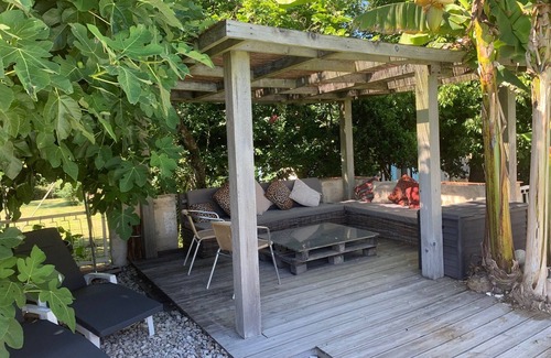 Saint-Ciers-de-Canesse House | Luxury Retreat,with private pool & vineyard, located within Bordeaux wine trails